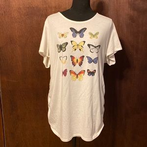 NWOT motherhood maternity butterfly 🦋 shirt.